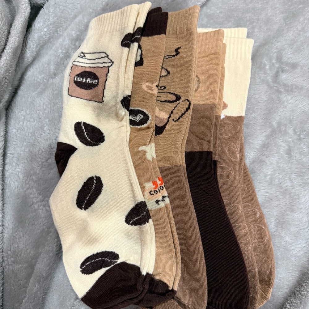 Coffee-Themed Men's Socks Set - Brown and Tan - 5 Pack - Picture 4 of 5